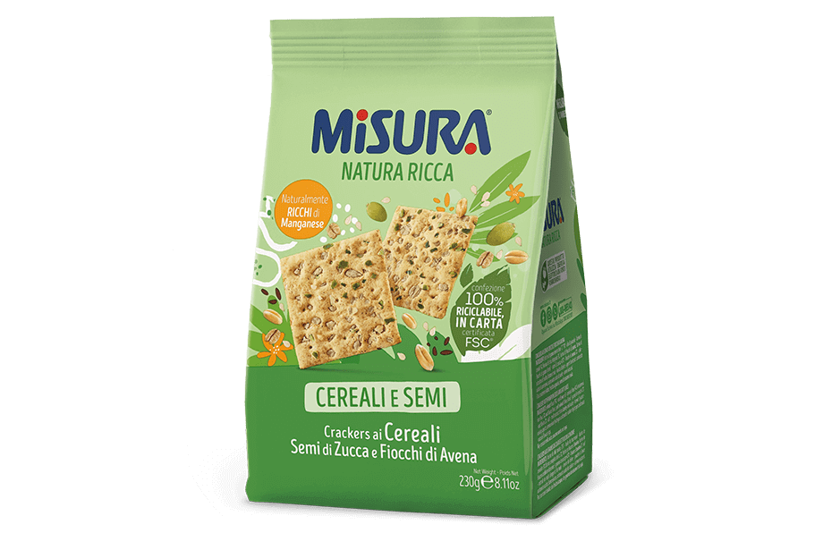 Pack Crackers with Cereals, Sunflower, Pumpkin seeds Pack Crackers with Cereals, Sunflower, Pumpkin seeds